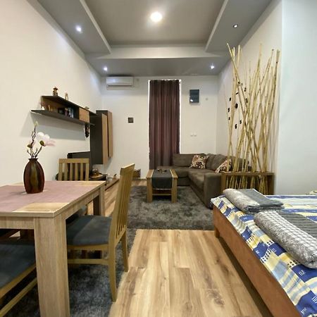 Apartment Neno 2 Требинье Экстерьер фото